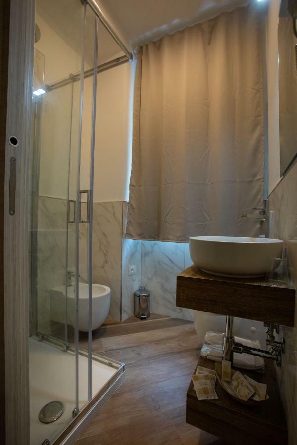 Al 54 Accommodation San Benedetto del Tronto Eksteriør bilde