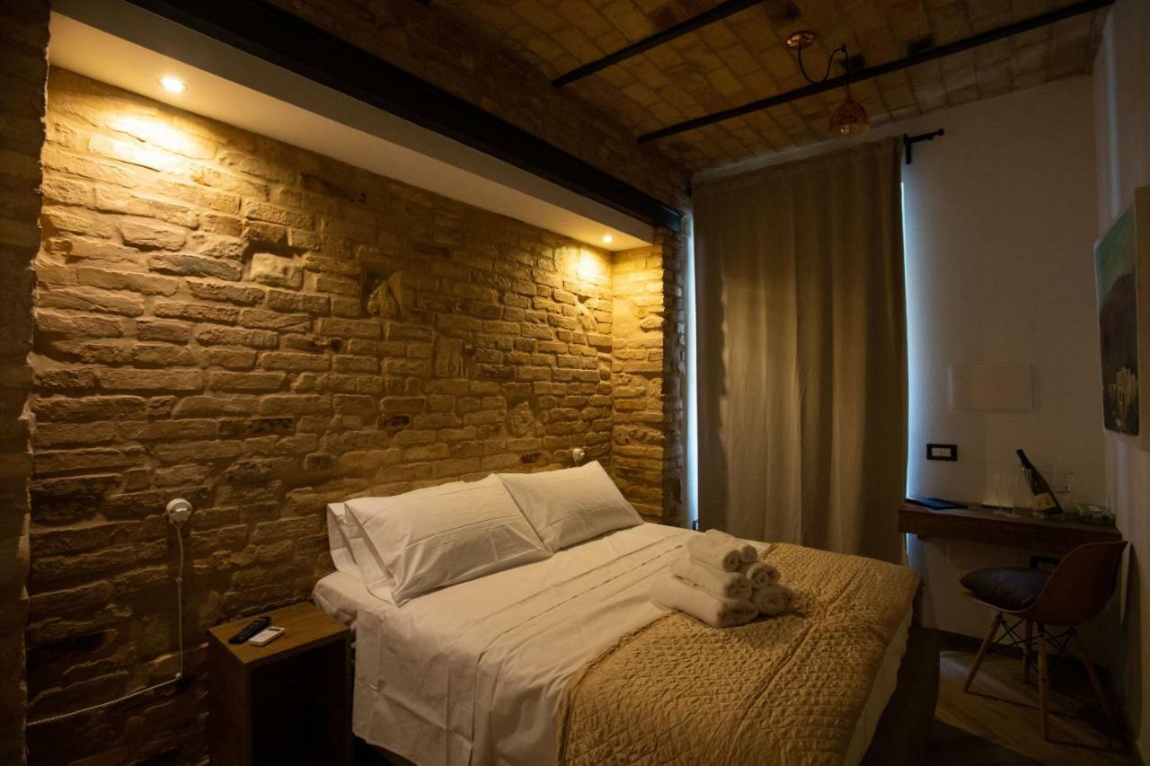 Al 54 Accommodation San Benedetto del Tronto Eksteriør bilde
