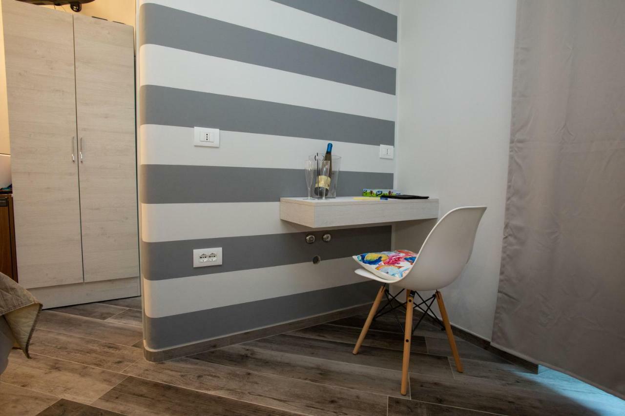 Al 54 Accommodation San Benedetto del Tronto Eksteriør bilde