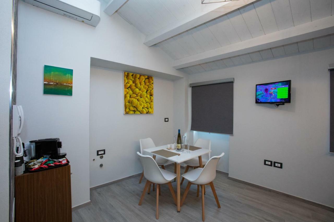 Al 54 Accommodation San Benedetto del Tronto Eksteriør bilde